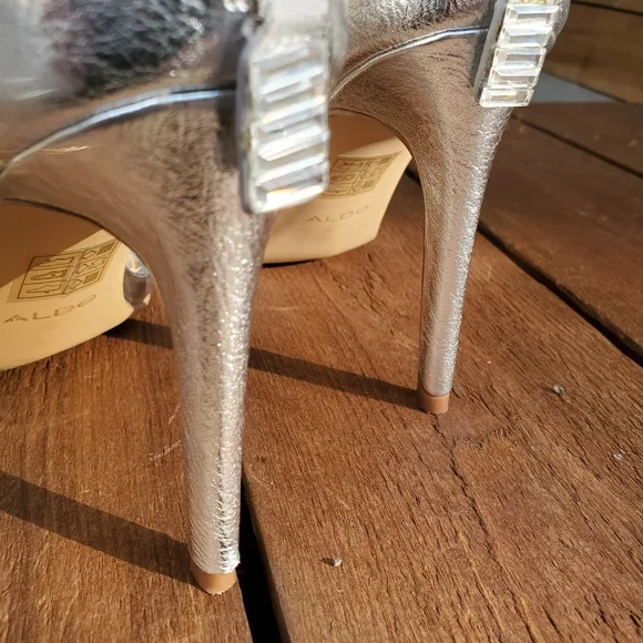 🔥🔥4.5 inch ALDO heels Size 8.5 - Picture 8 of 9